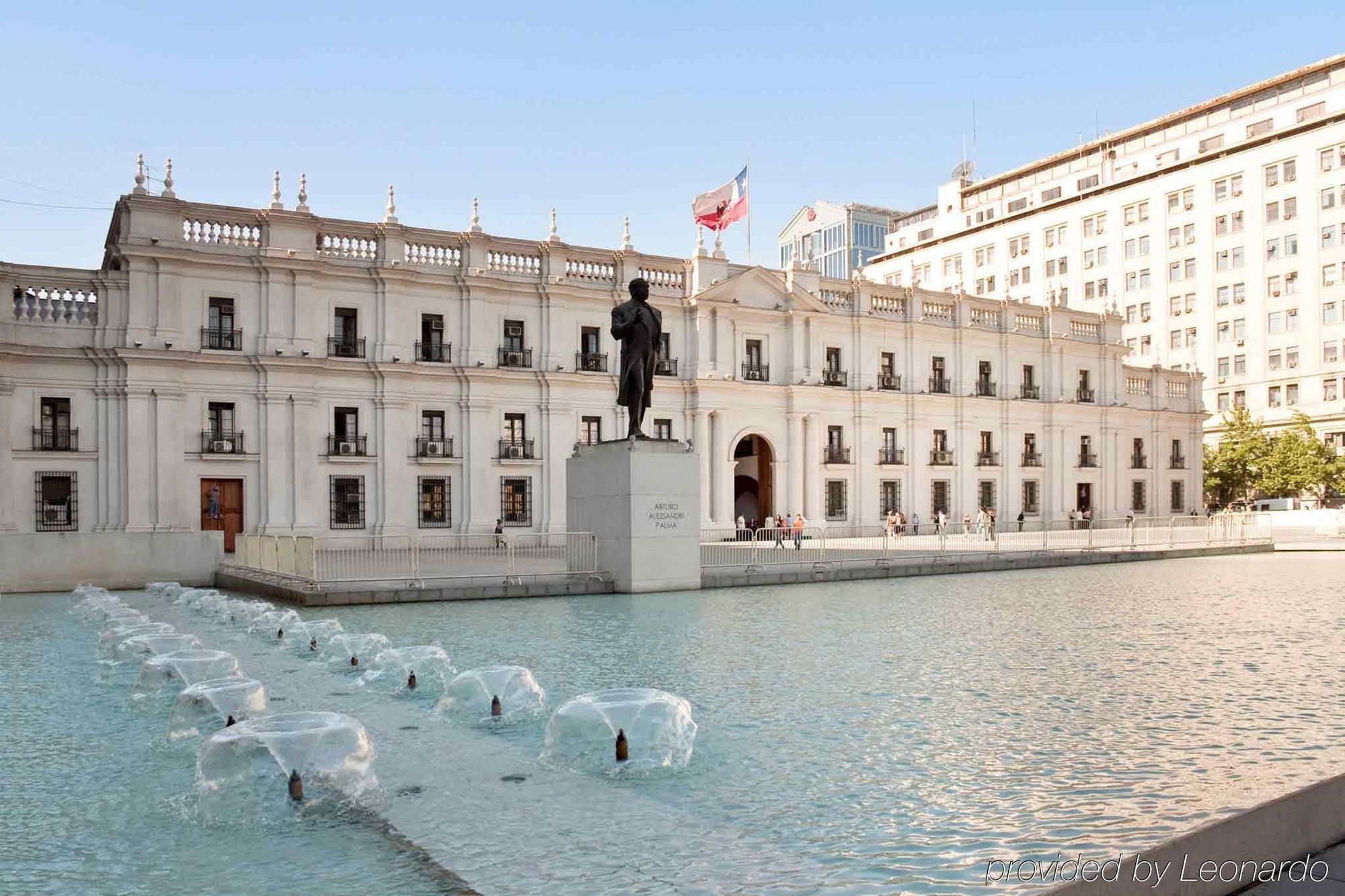 ibis Santiago Estacion Central Exterior foto